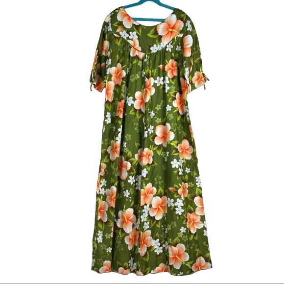 Ui-Maikai Dresses & Skirts - Vtg Ui-Maikai Green Hawaiian Floral Dress M *Read